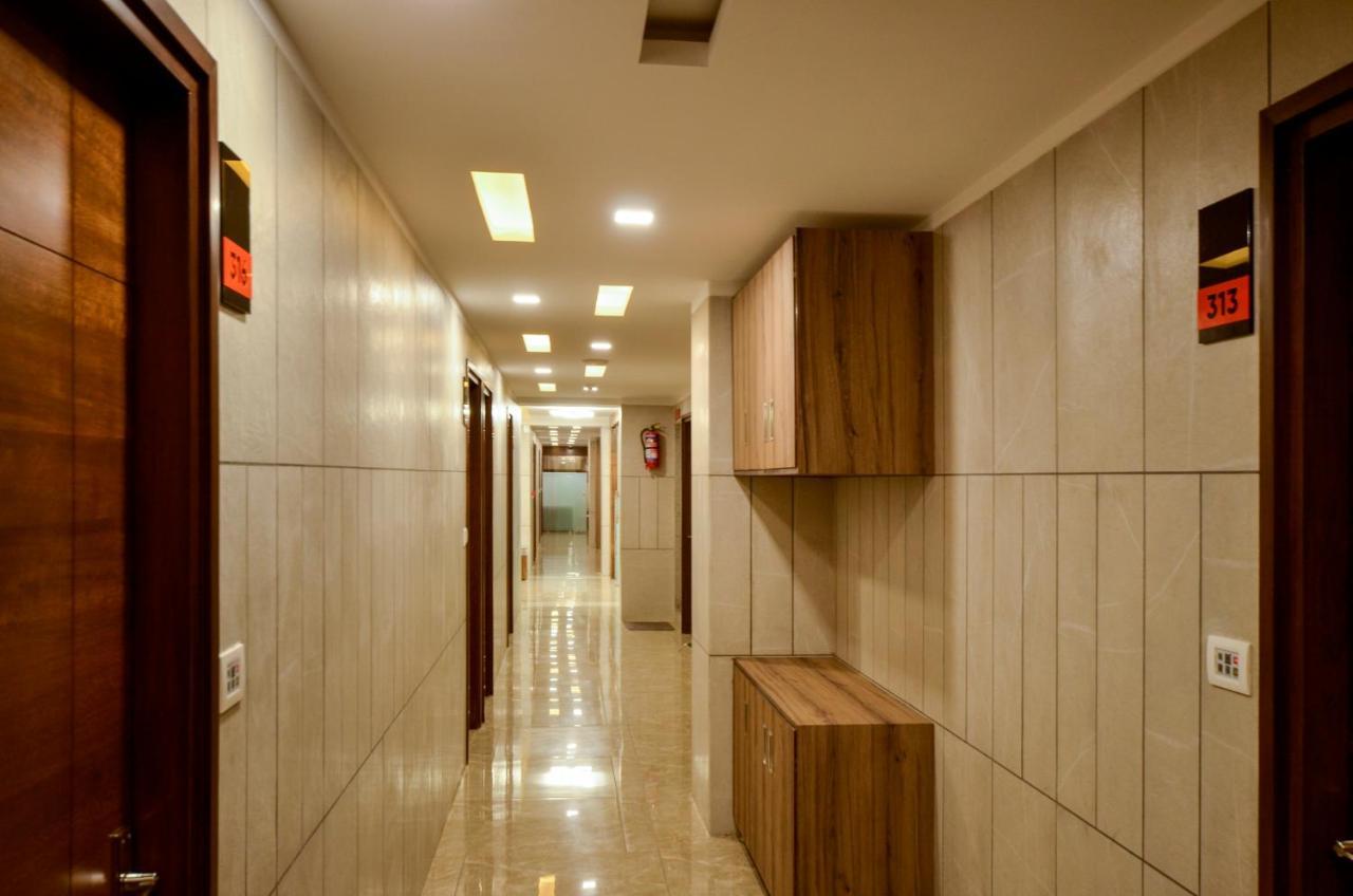 Hotel Repose Ahmedabad Exterior foto