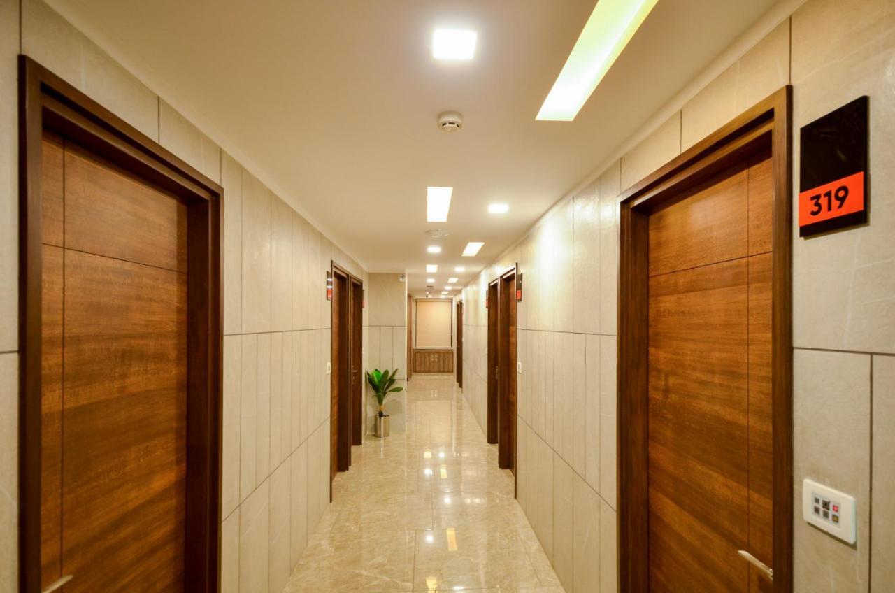 Hotel Repose Ahmedabad Exterior foto